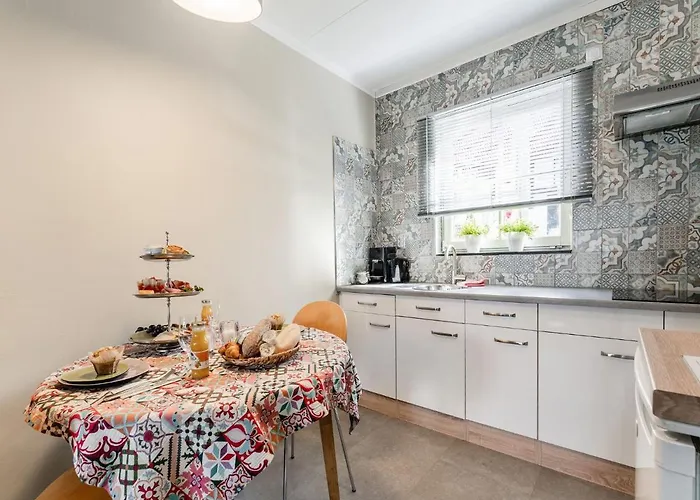 Cozy In With Garden Holiday home *