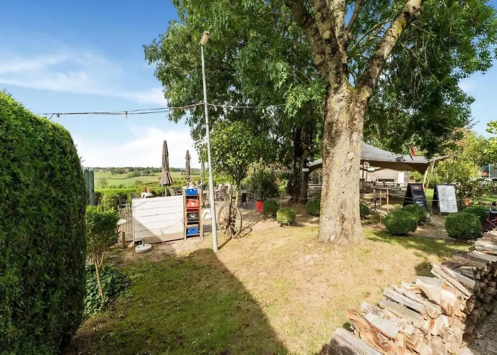 Cozy In With Garden *