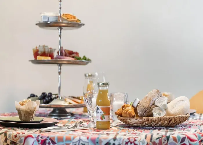 בית נופש Cozy In With Garden *