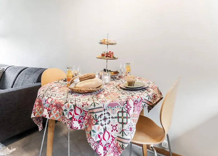 בית נופש Cozy In With Garden *